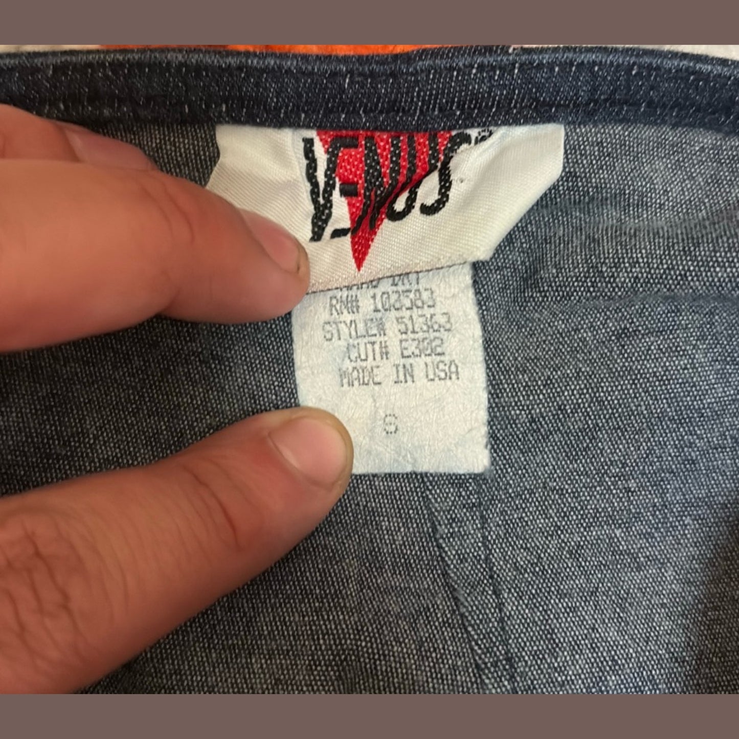 Vintage VENUS Denim Midi Skirt – 90s Minimalist Americana