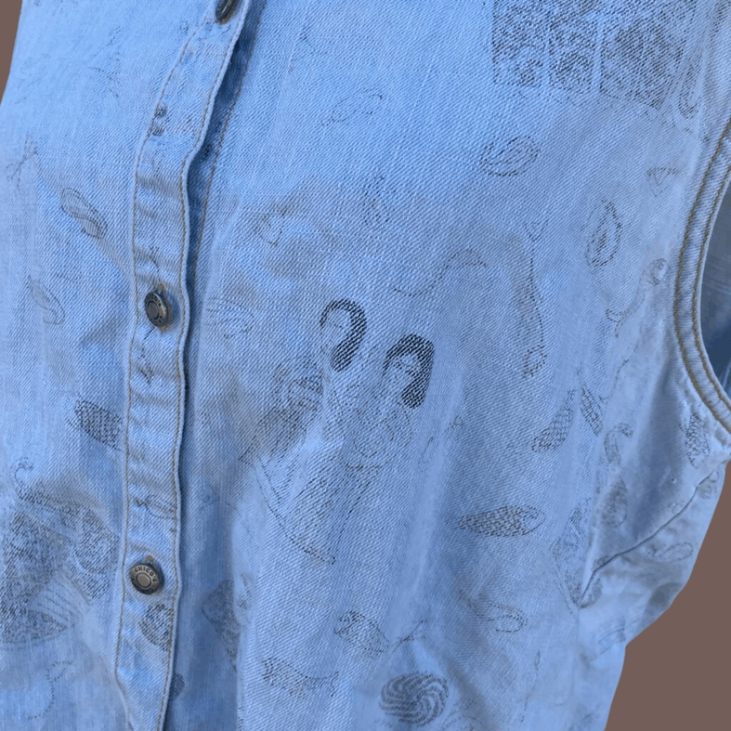 Vintage Chico’s Embroidered Denim Vest – 90s Boho Layering Piece