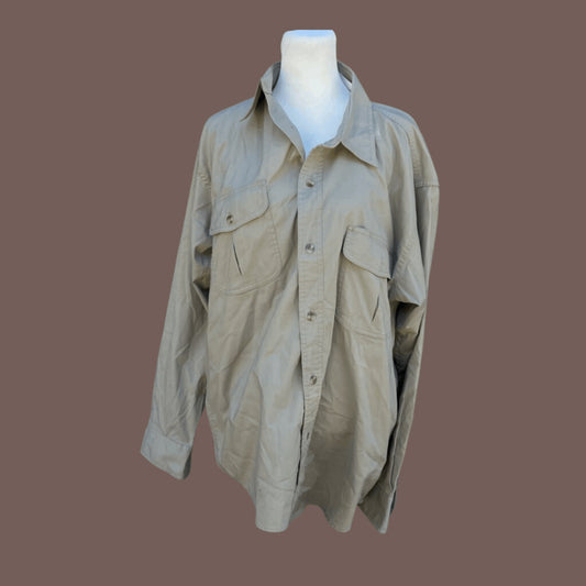 Vintage Cabela’s Khaki Cotton Shirt – Classic Outdoor Essential