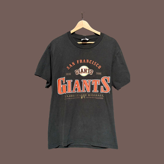 Vintage San Francisco Giants Graphic Tee – 2000s Stadium Core