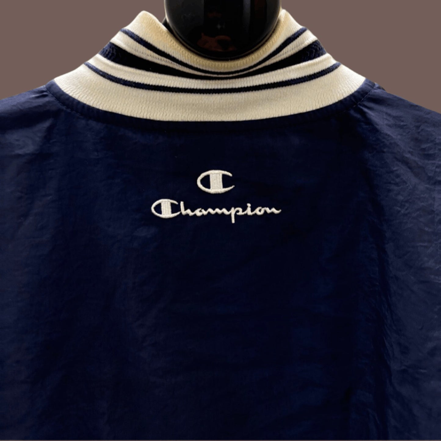 Vintage Champion Half-Zip Pullover – 90s Streetwear Revival