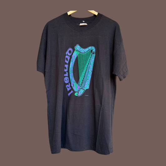 Vintage Ireland Harp Graphic Tee – 90s Celtic Streetwear