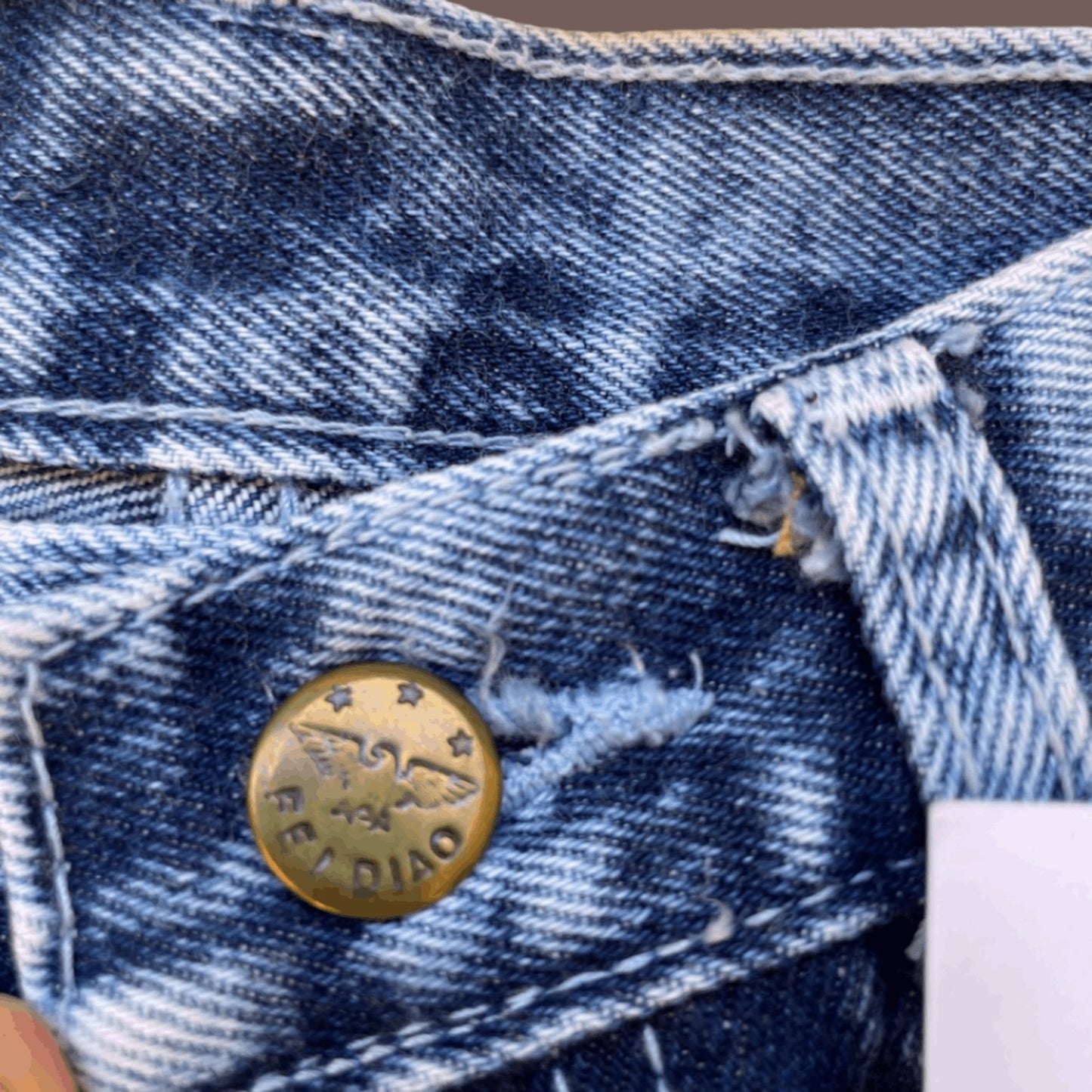 Vintage FEIDIAO Acid Wash Jeans – 90s Embroidered Denim
