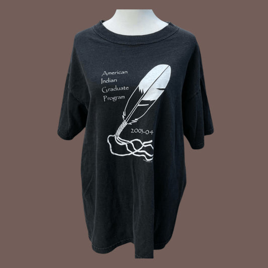 Vintage Gildan Commemorative Graphic Tee – 2000s Archive Energy