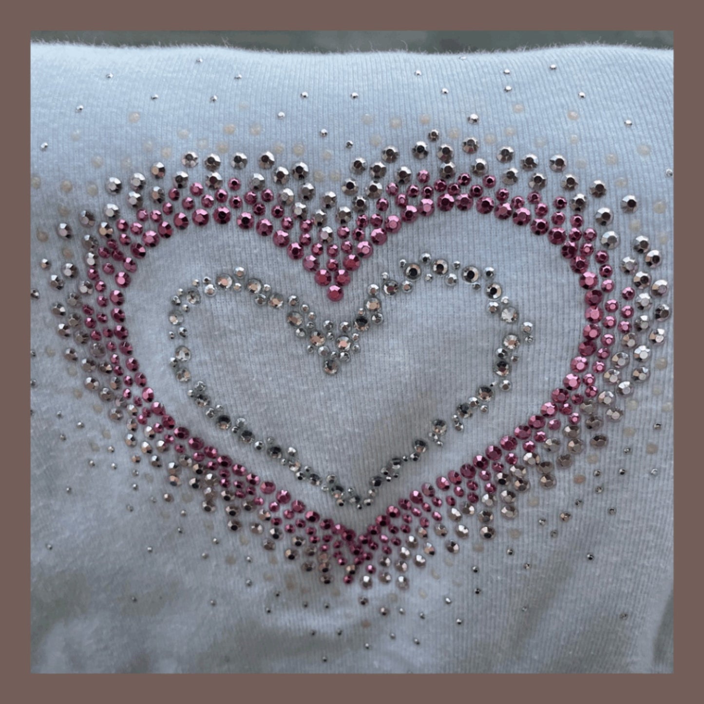 Vintage Sunburst by Morning Sun Heart Gem Tee – Y2K Hyperfemme Essential