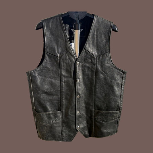 Vintage Leather Biker Vest – Classic Motorcycle Core