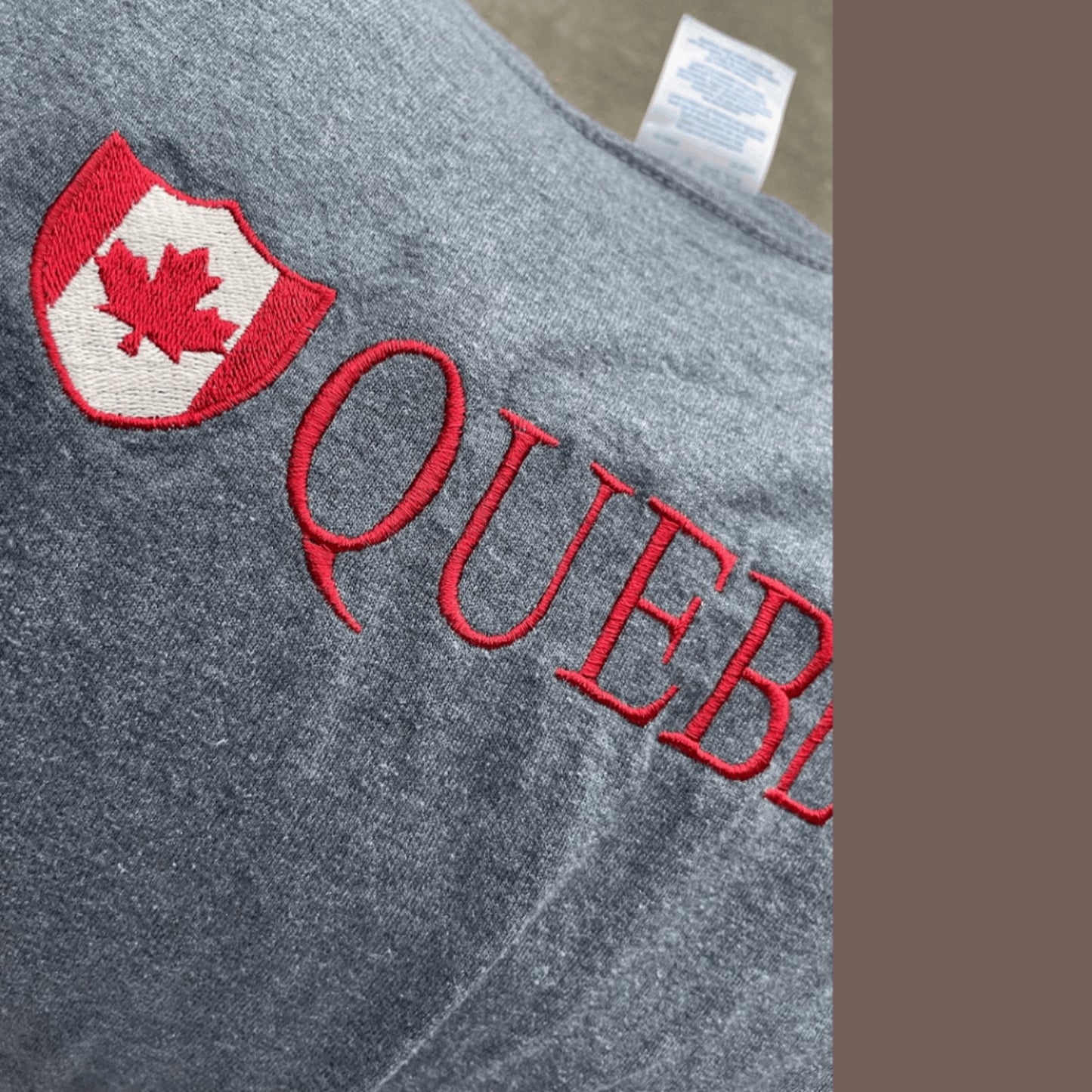 Vintage Gildan Quebec Graphic T-Shirt – 2000s Canadiana