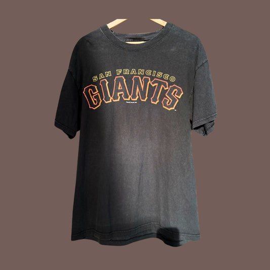 Vintage San Francisco Giants Tee – 2002 MLB Fan Shirt