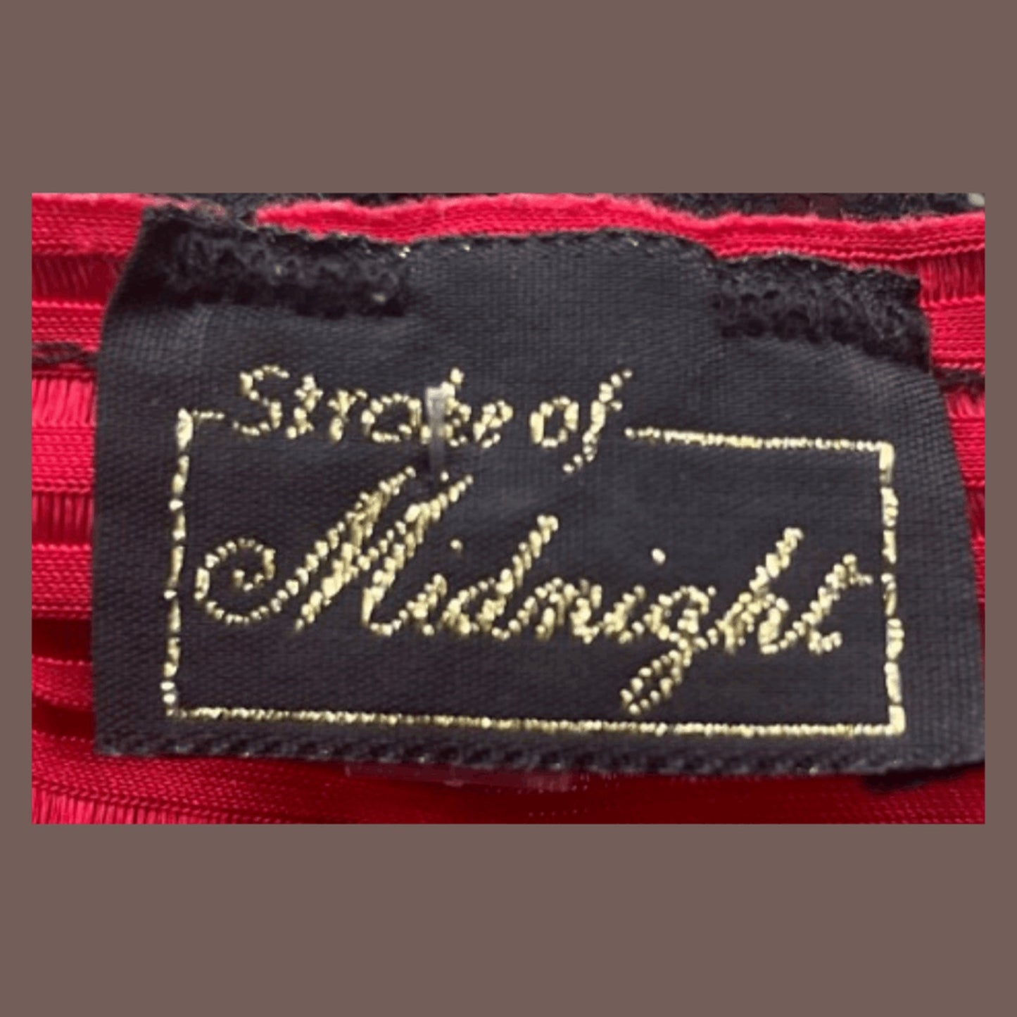 Vintage Stroke of Midnight Lace Lingerie Top – 80s Romantic Vampwear