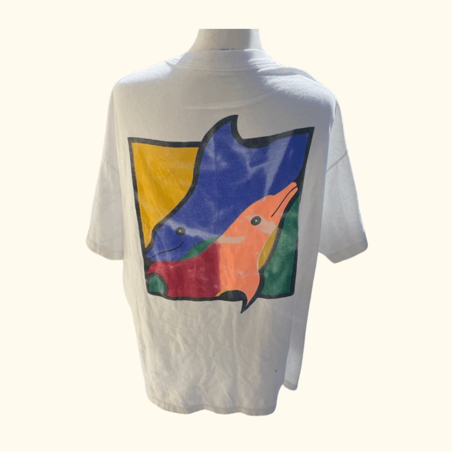 Vintage Vallarta Dolphin Graphic Tee – 90s Mazatlán Souvenir