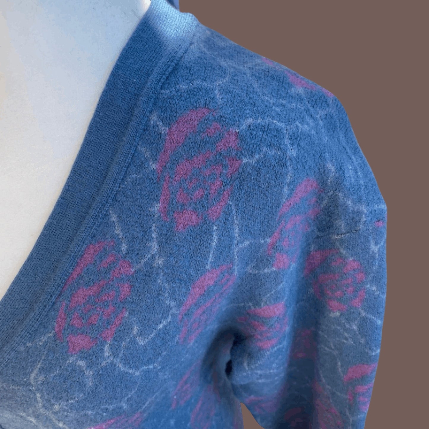 Vintage Camela Blue Floral Wool Cardigan – 70s Light Academia