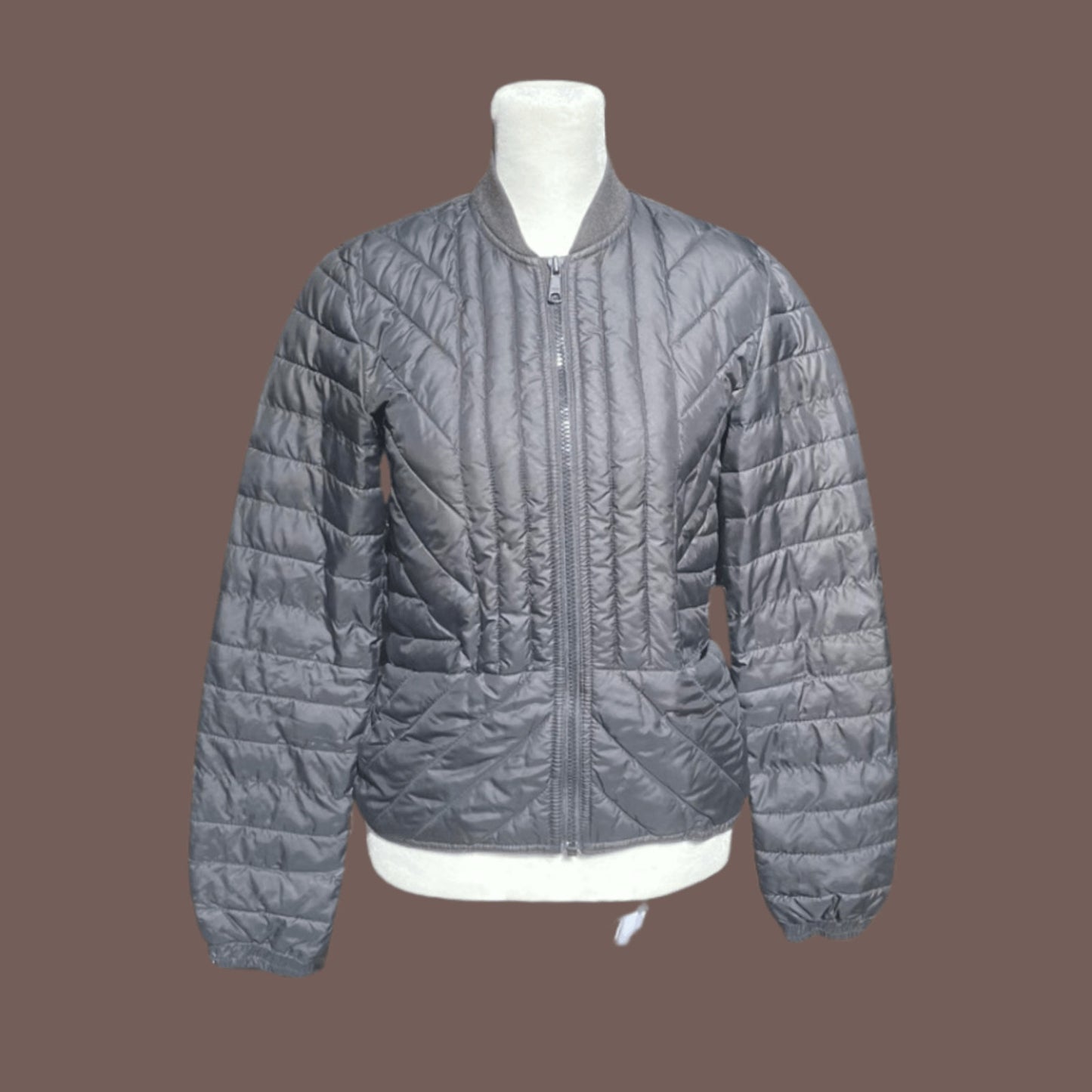 Vintage Gap Black Puffer Jacket – Minimal Winter Essential