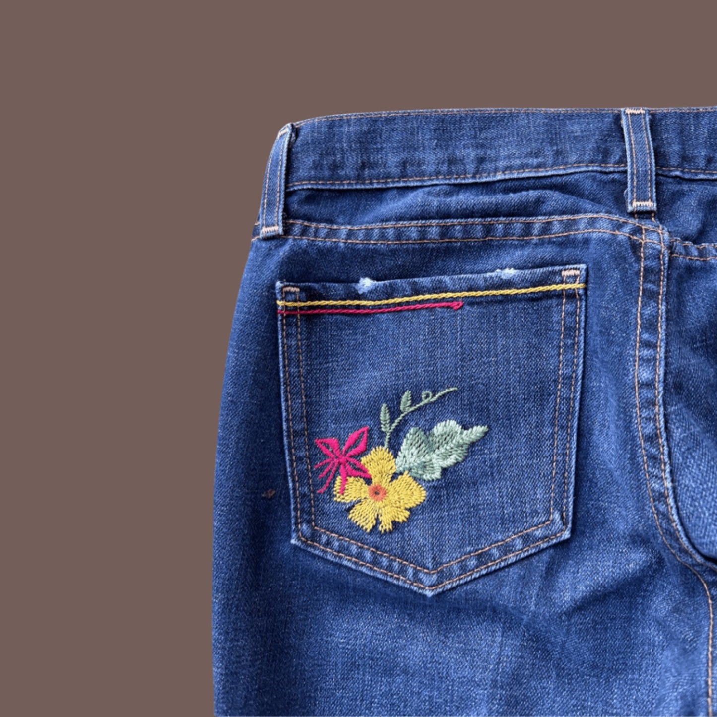 Vintage GAP Floral Flare Jeans – Y2K Boho Embroidered Denim