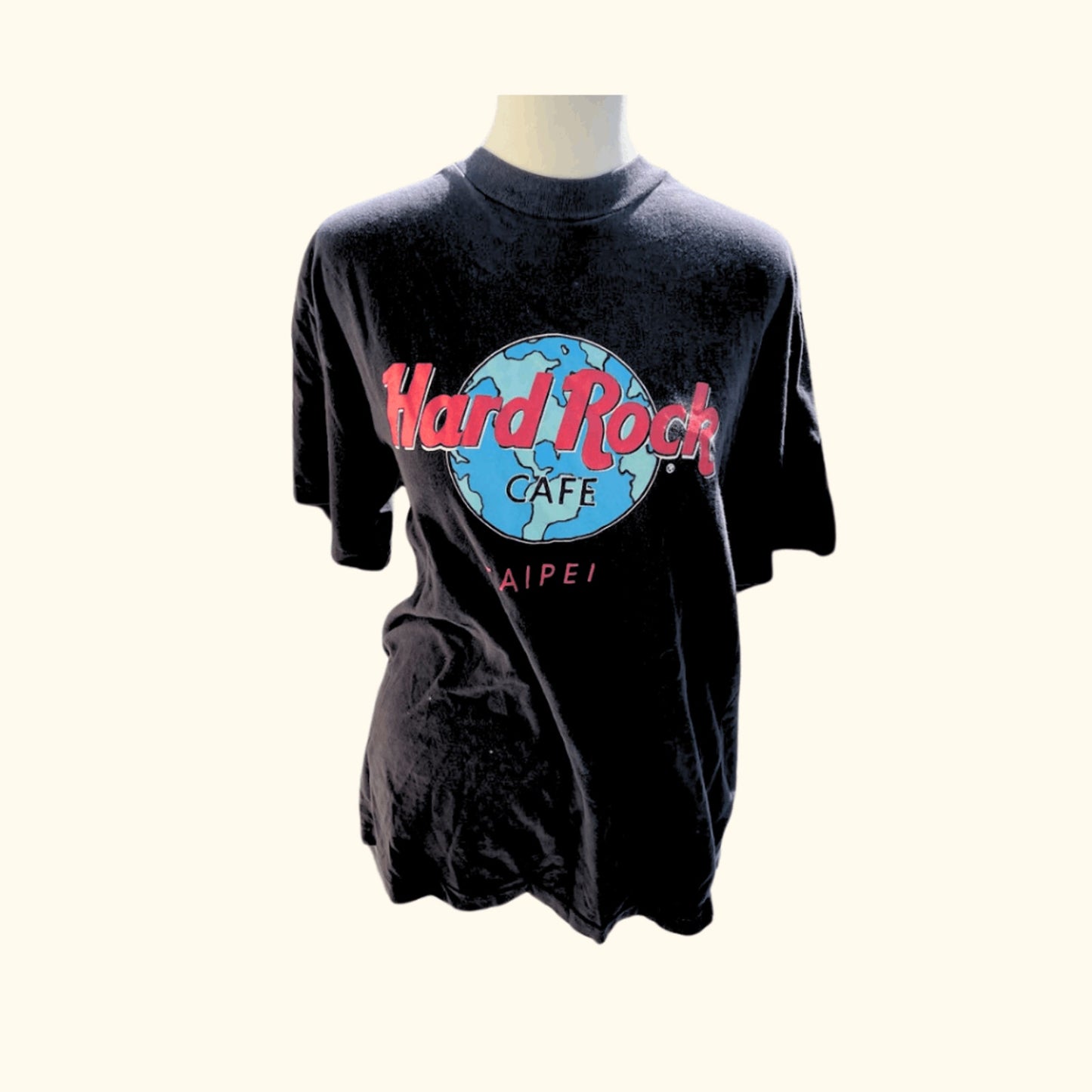 Vintage Hard Rock Cafe Tokyo Graphic Tee – 90s Rock Archive