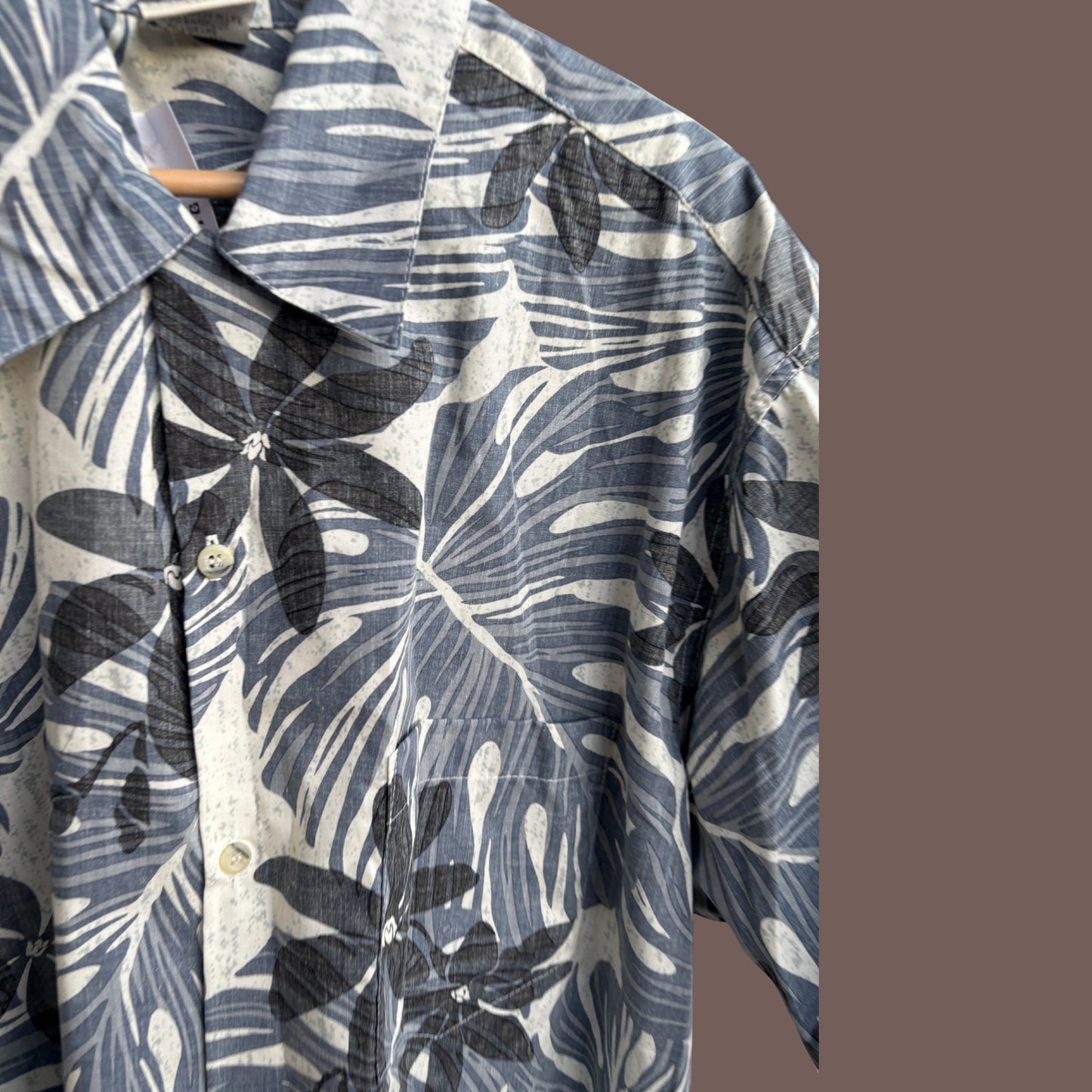 Vintage Go Barefoot Hawaiian Button Up Shirt – Coastal Aloha Vibes