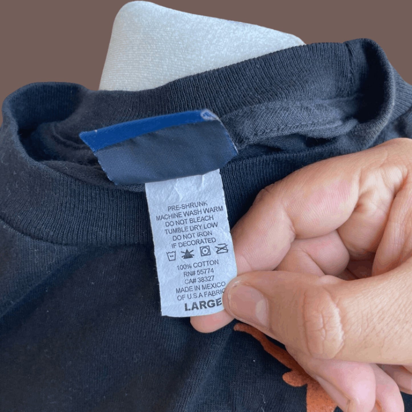 Vintage Champs Texas Longhorns Graphic Tee – Y2K Game Day Classic