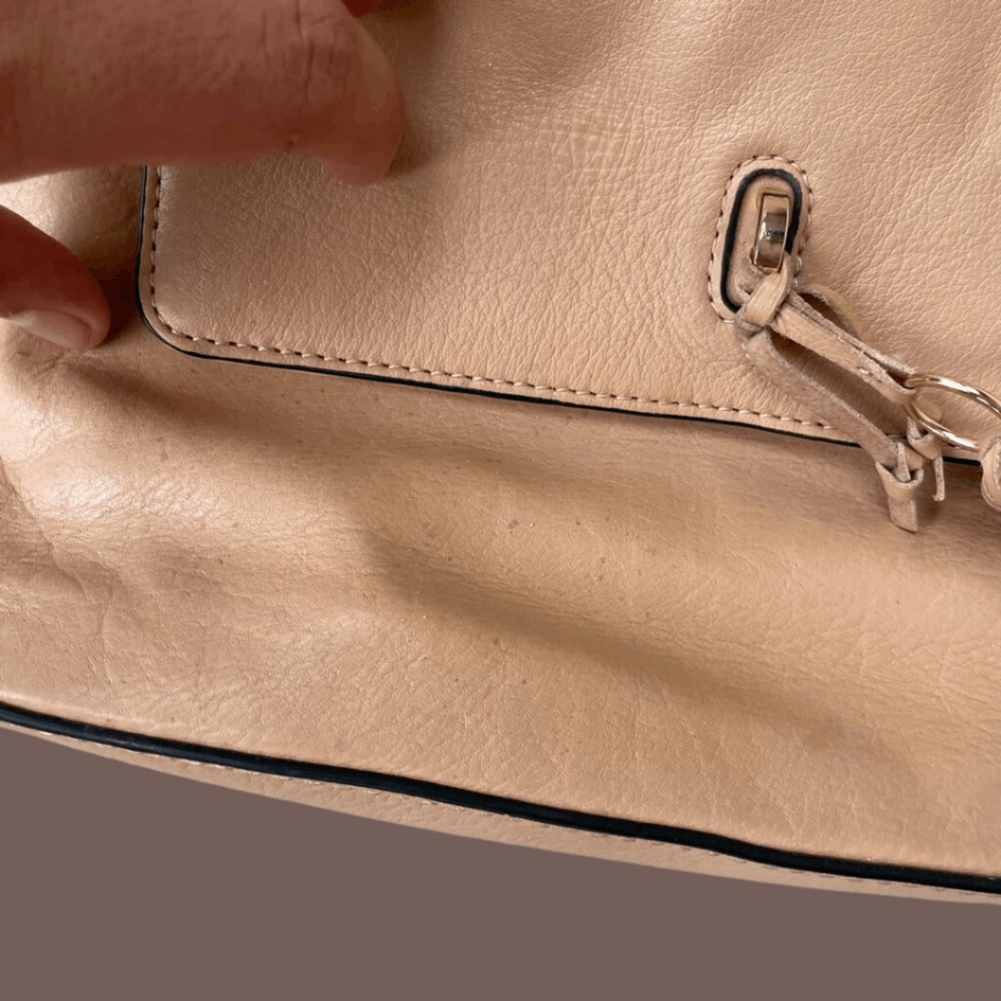 Vintage Vince Camuto Leather Crossbody Bag – Modern Classic